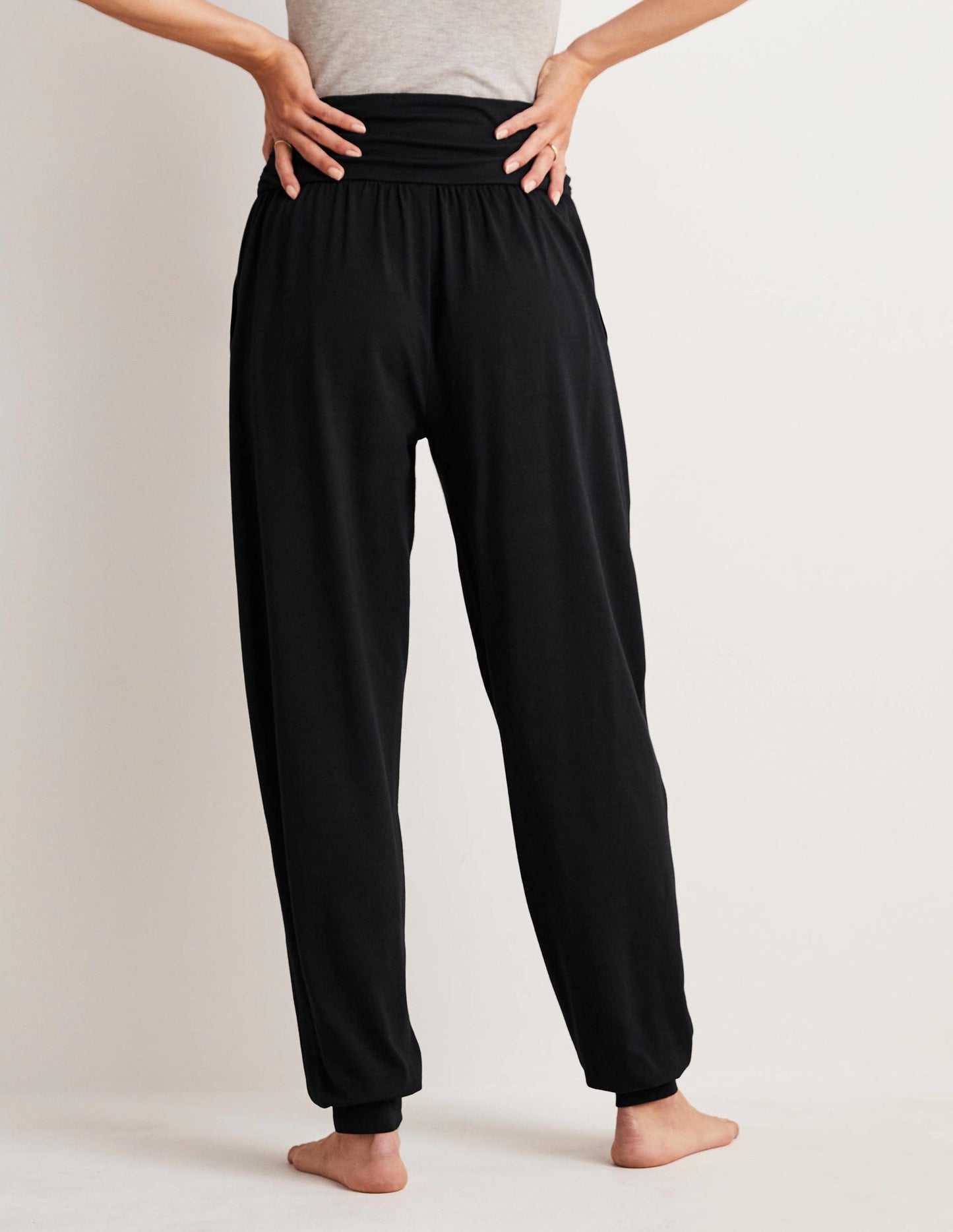 Hareem Jersey Sweatpants-Black