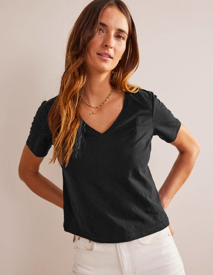 Regular V-Neck Slub T-shirt-Black