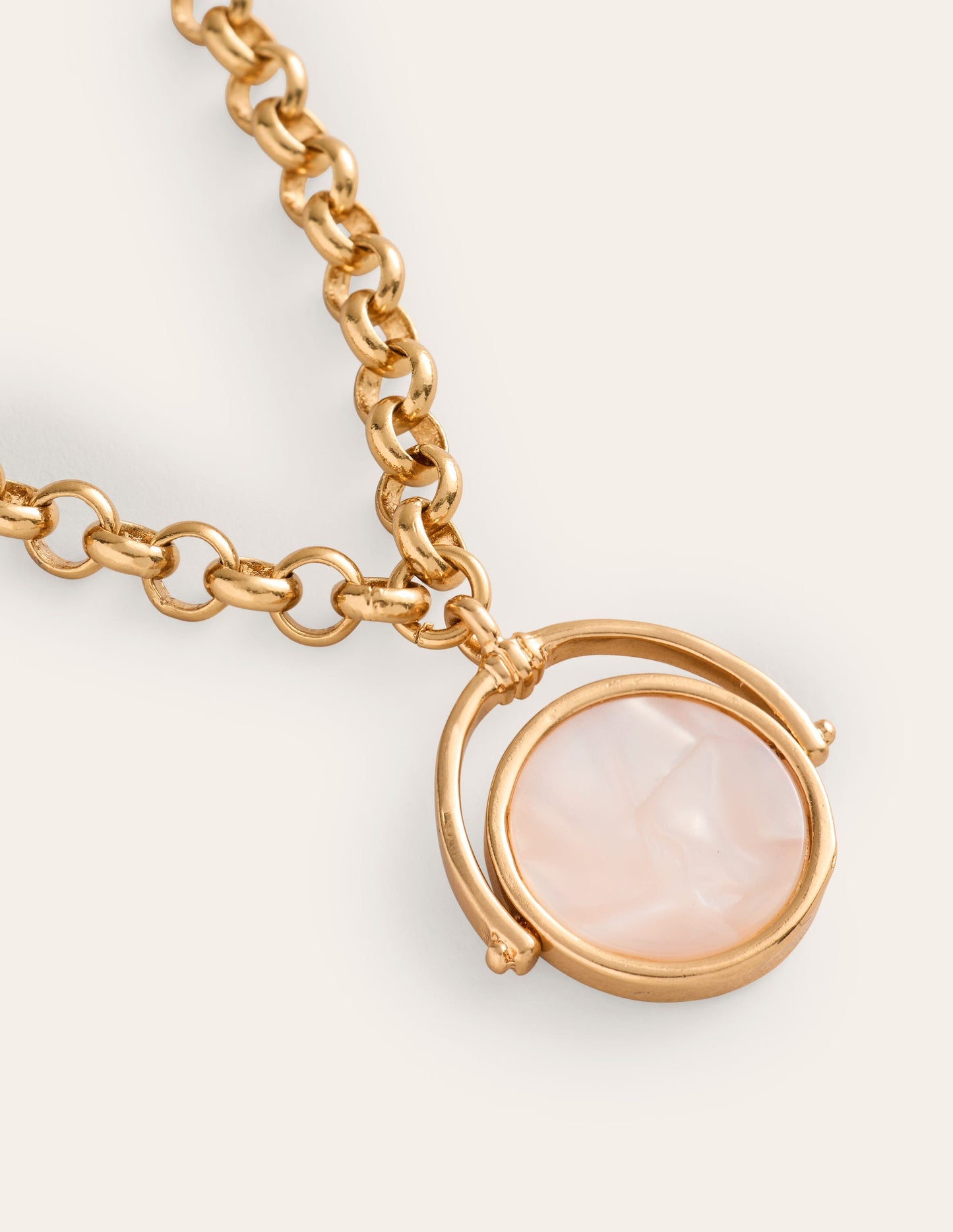 Classic Pendant Necklace-Gold