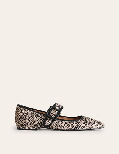 Vic Chisel Toe Mary Janes-Dalmation