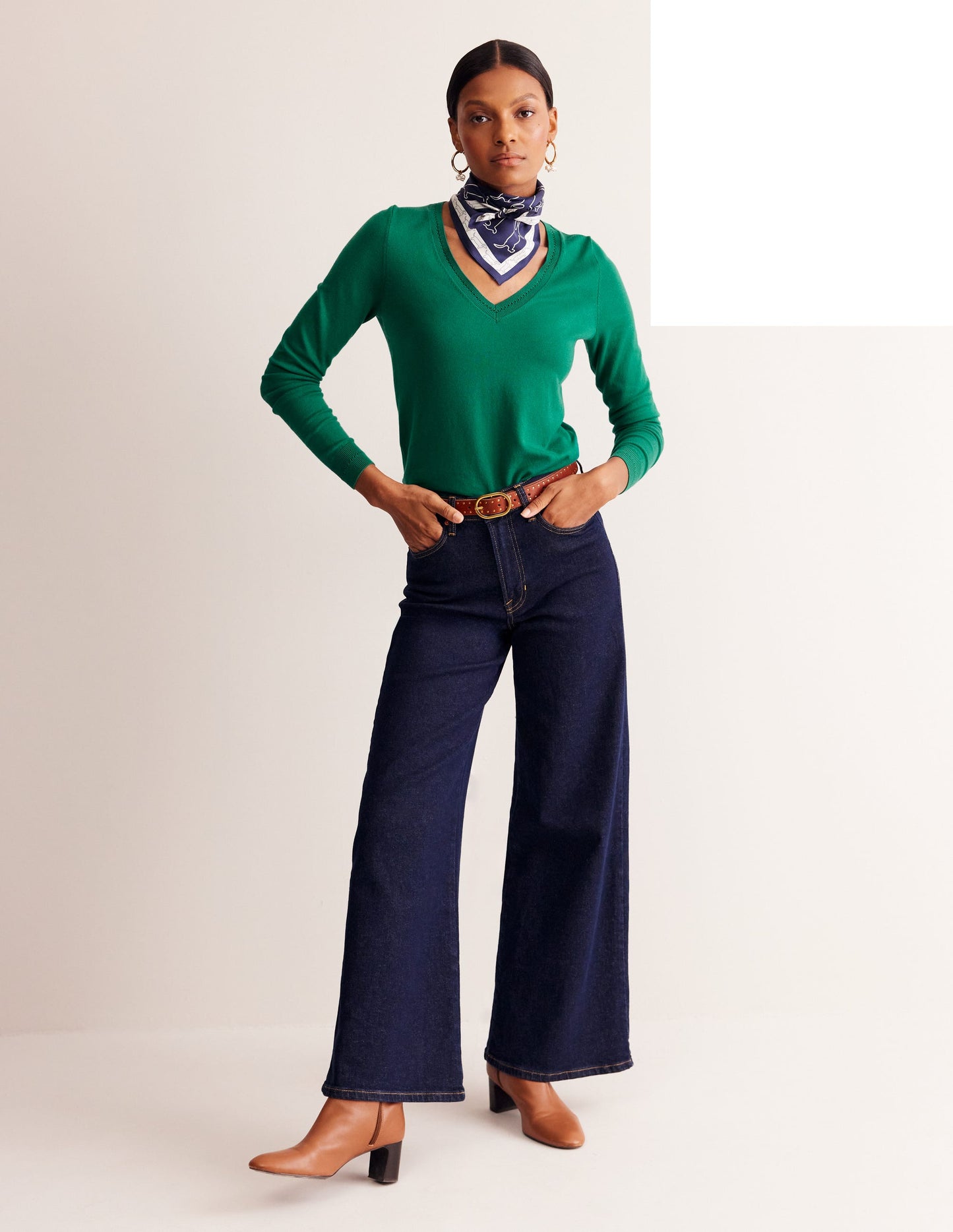 Catriona Cotton V-Neck Sweater-Malachite Green