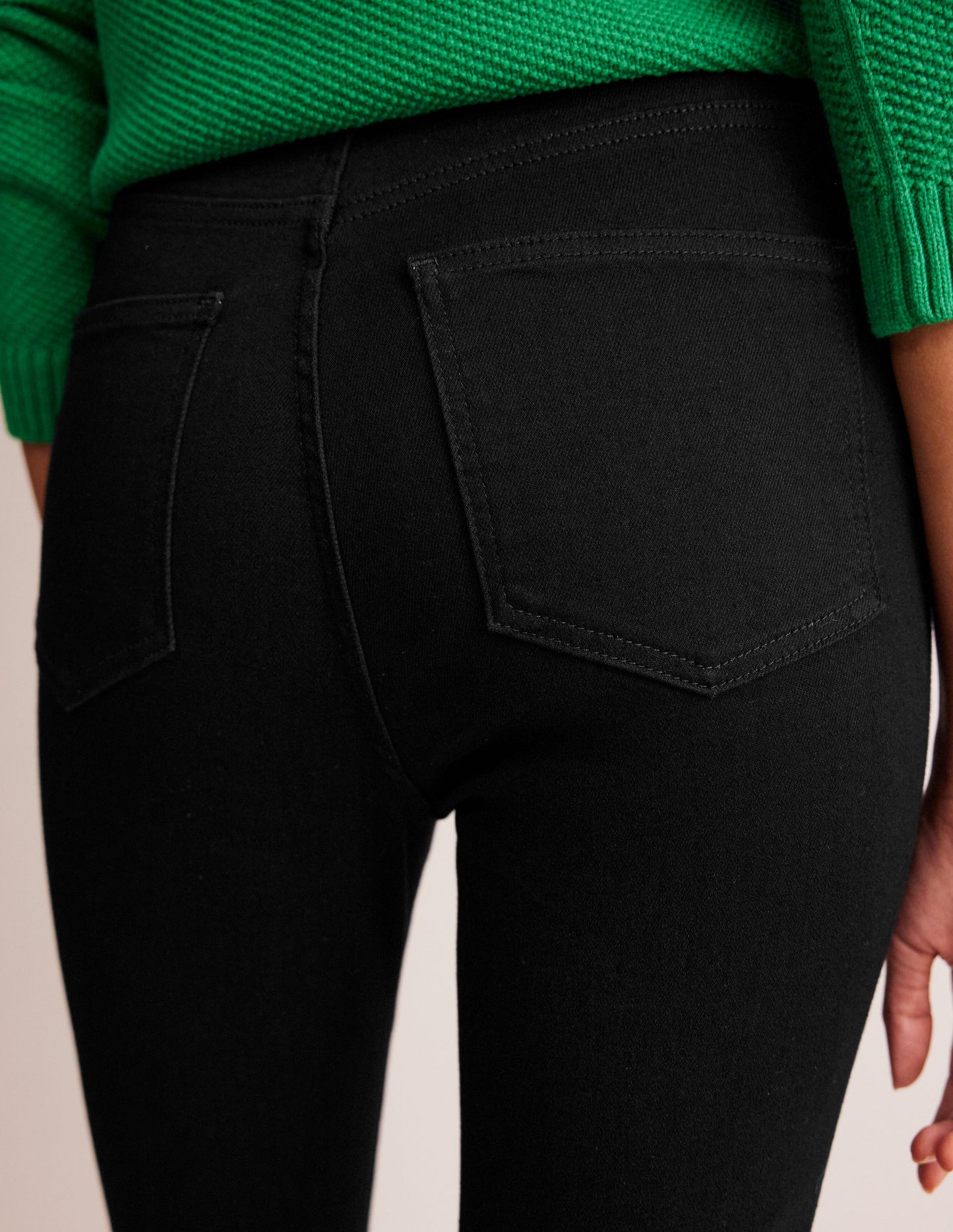 High Rise Skinny Jeans-Black