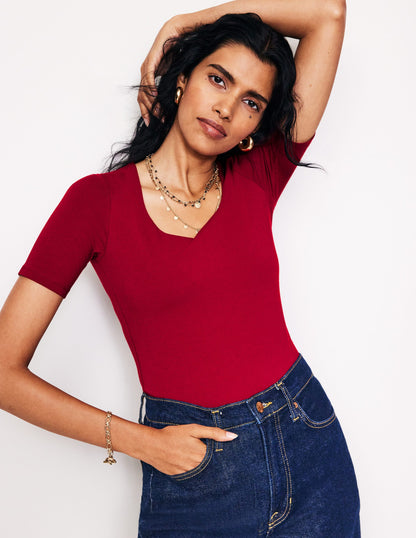 Double Layer Scoop T-shirt-Red Liquorice