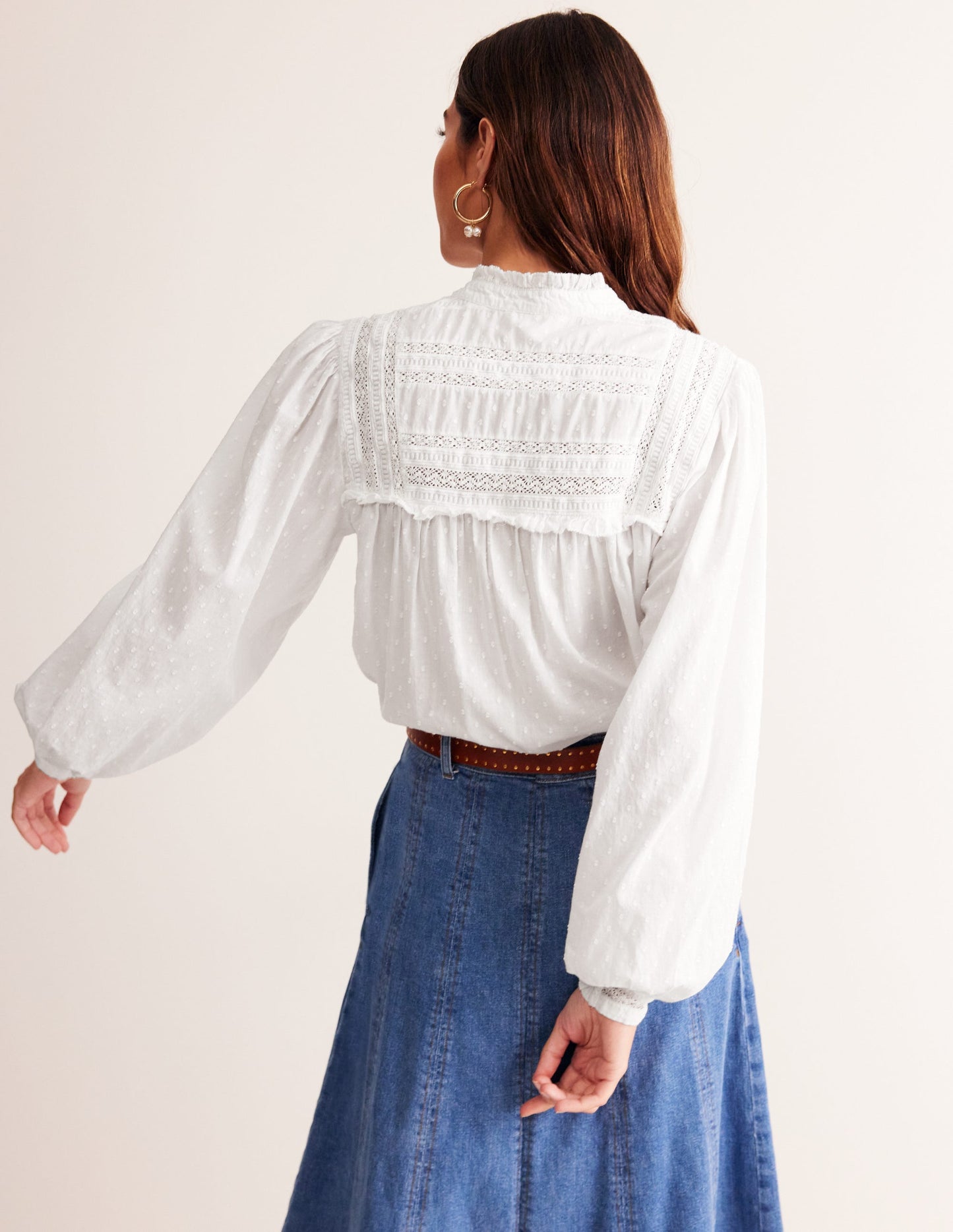 Fabric Interest Top-White