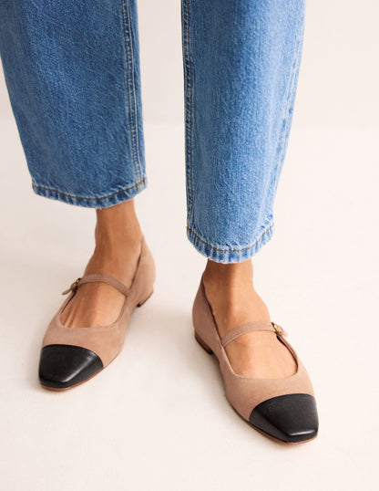 Penelope Mary Jane Flat-Macchiato Suede