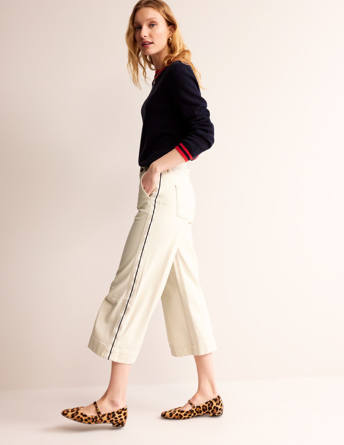 Side Stripe Wide Crop Jeans-Ecru