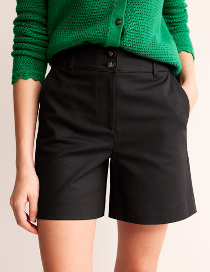 Westbourne Sateen Shorts-Black