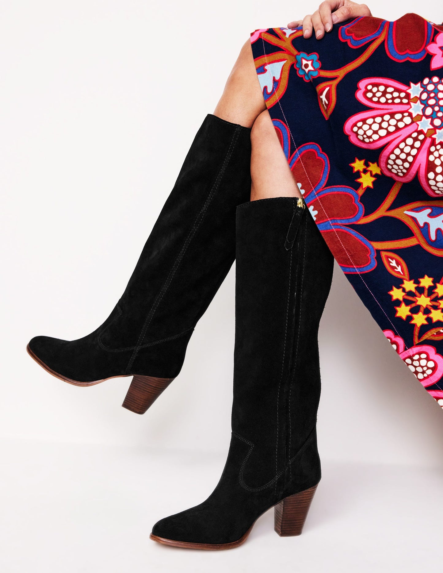 Almond Toe Heeled Knee Boots-Black