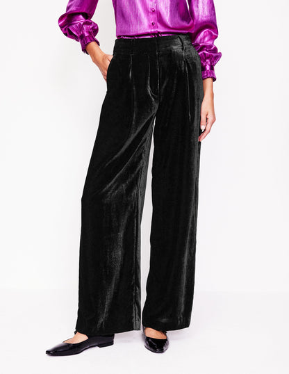 Chiswick Velvet Pants-Black